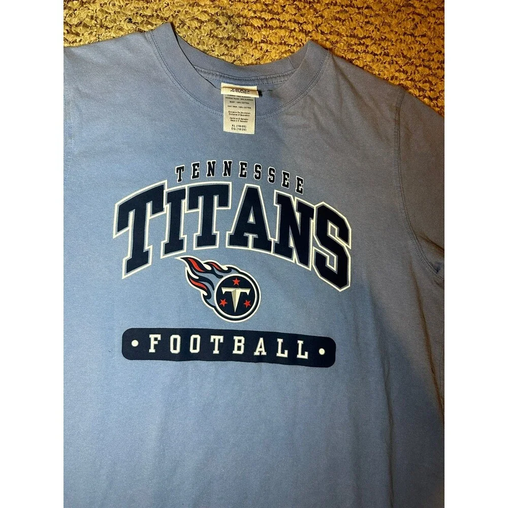 Tennessee Titans NFL team apparel youth xl